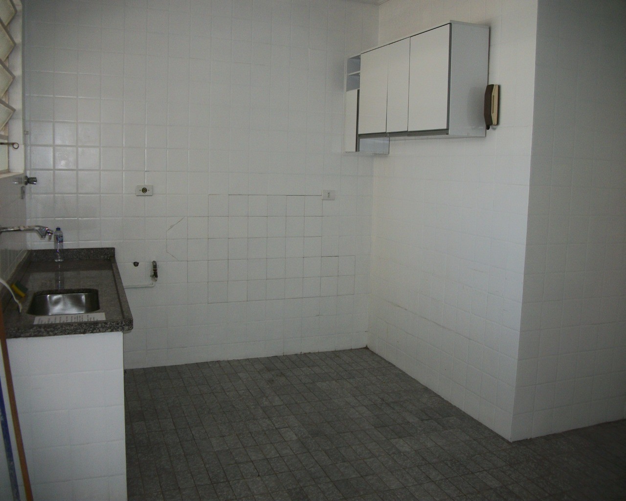 Apartamento para alugar com 2 quartos, 102m² - Foto 6