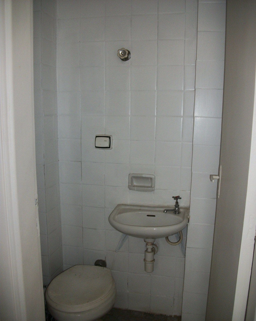 Apartamento para alugar com 2 quartos, 102m² - Foto 12