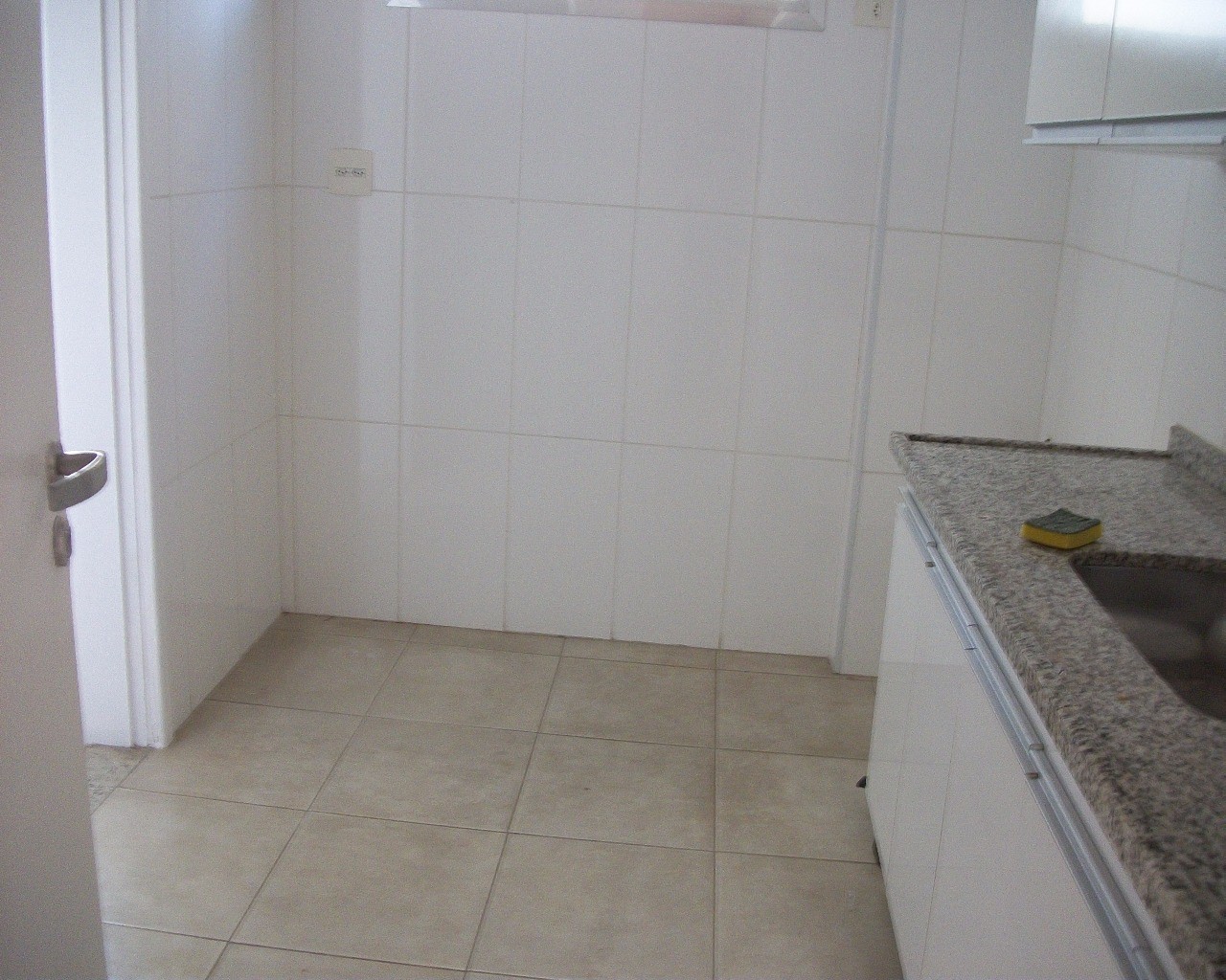 Apartamento para alugar com 2 quartos, 82m² - Foto 3