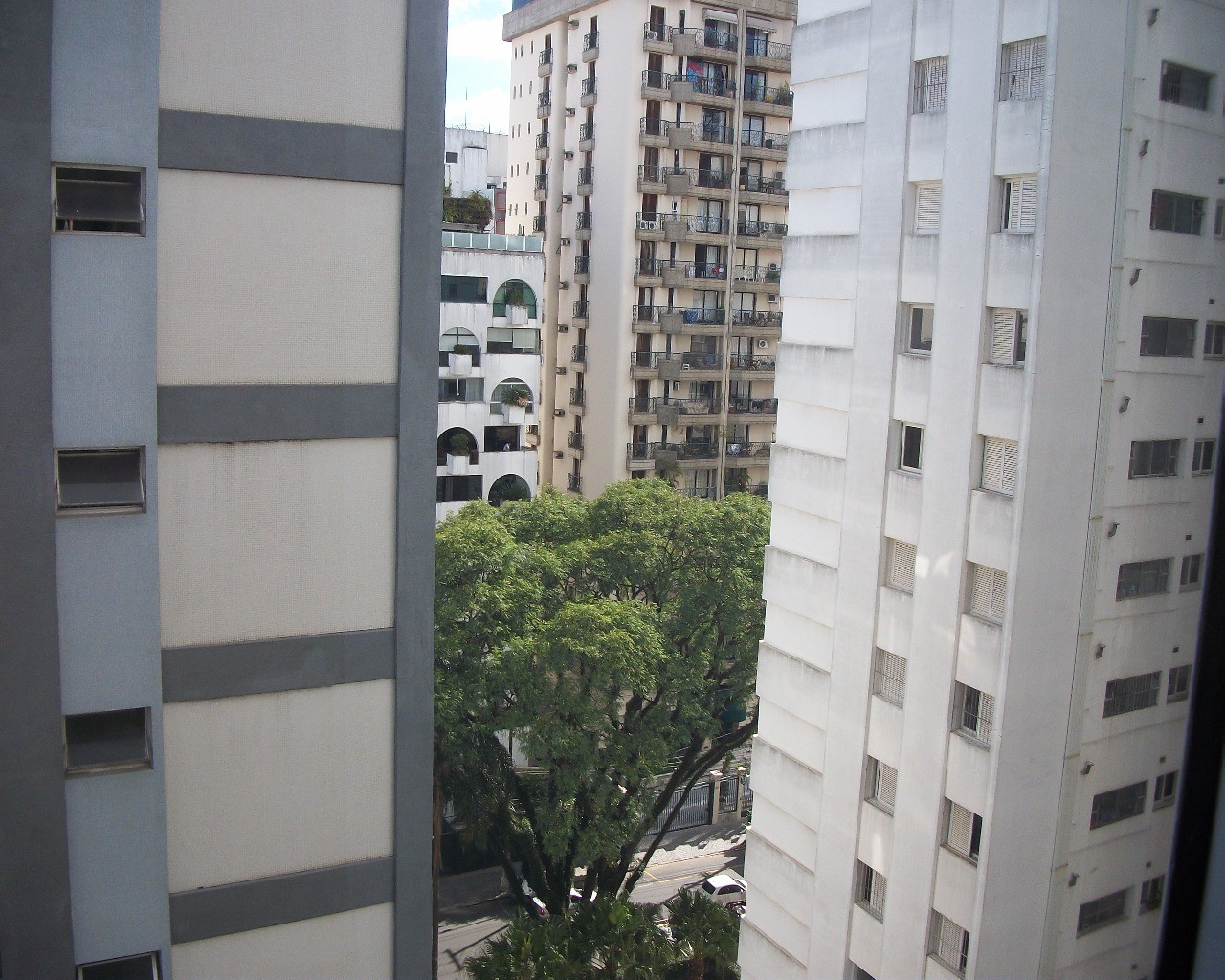 Apartamento para alugar com 2 quartos, 120m² - Foto 9