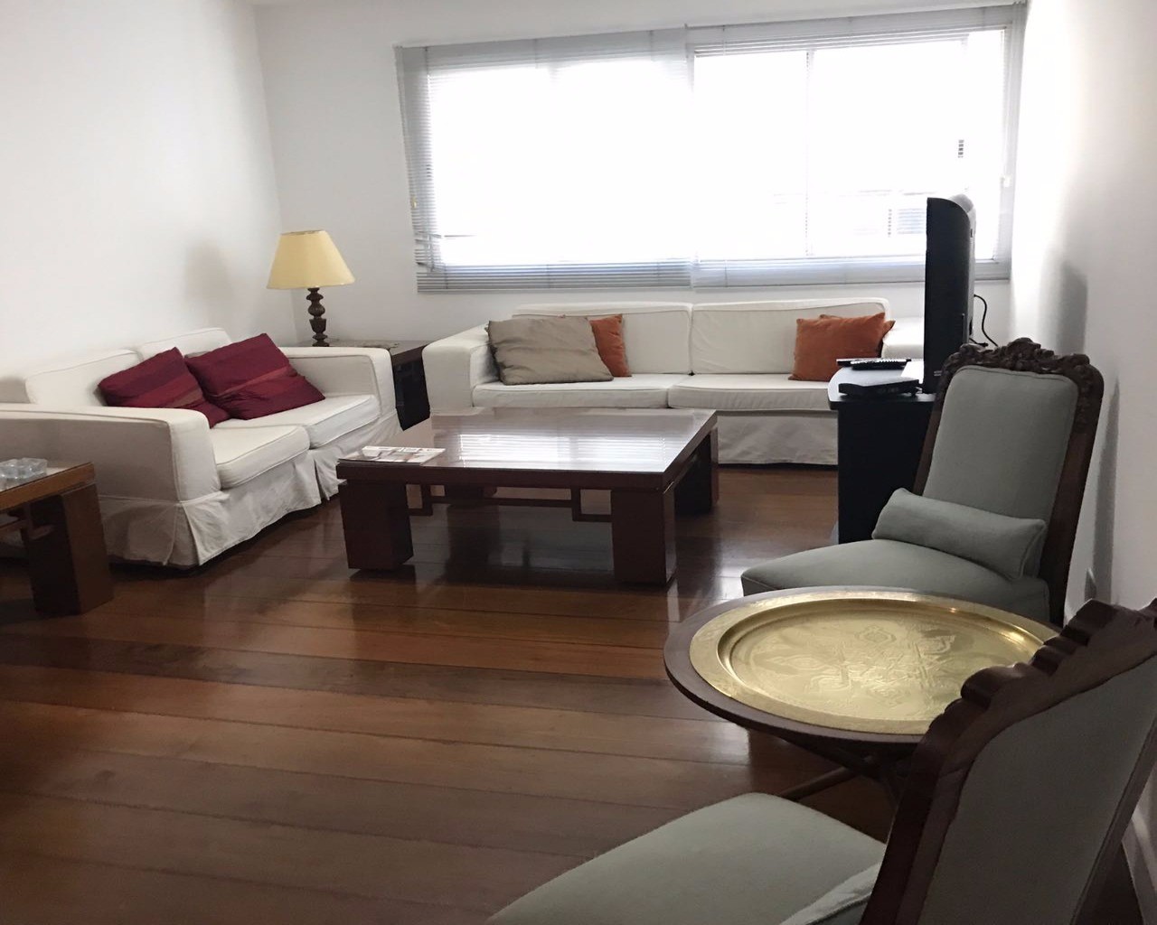 Apartamento para alugar com 3 quartos, 150m² - Foto 8