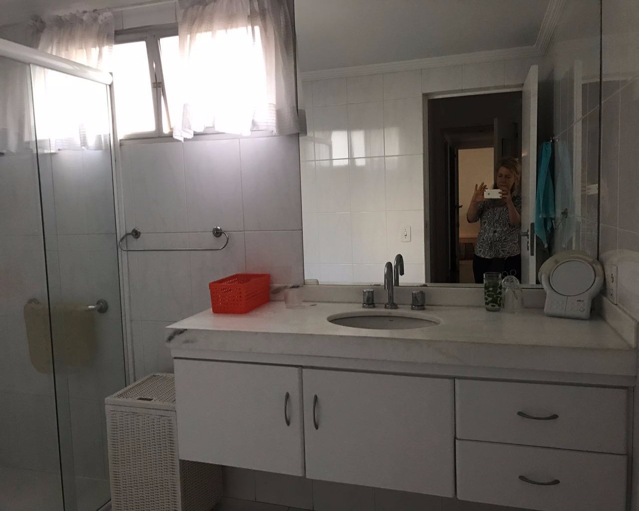 Apartamento para alugar com 3 quartos, 150m² - Foto 12