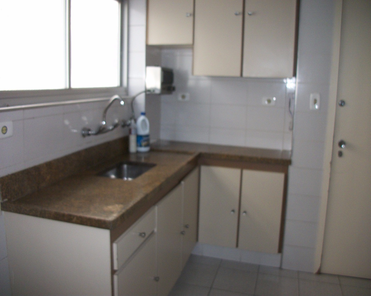 Apartamento para alugar com 3 quartos, 120m² - Foto 24