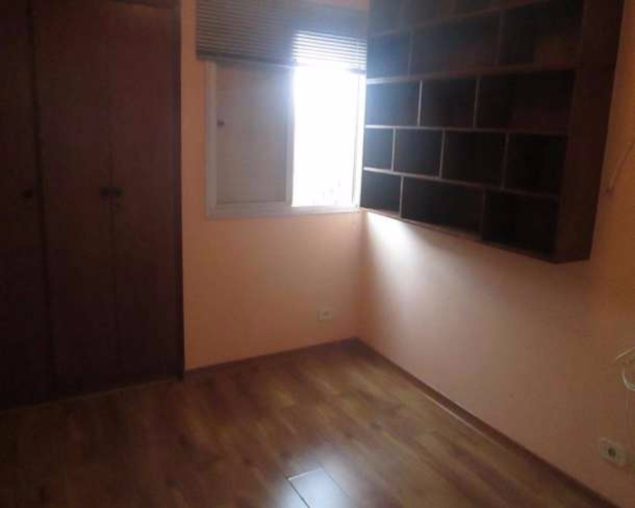 Apartamento para alugar com 2 quartos, 65m² - Foto 11