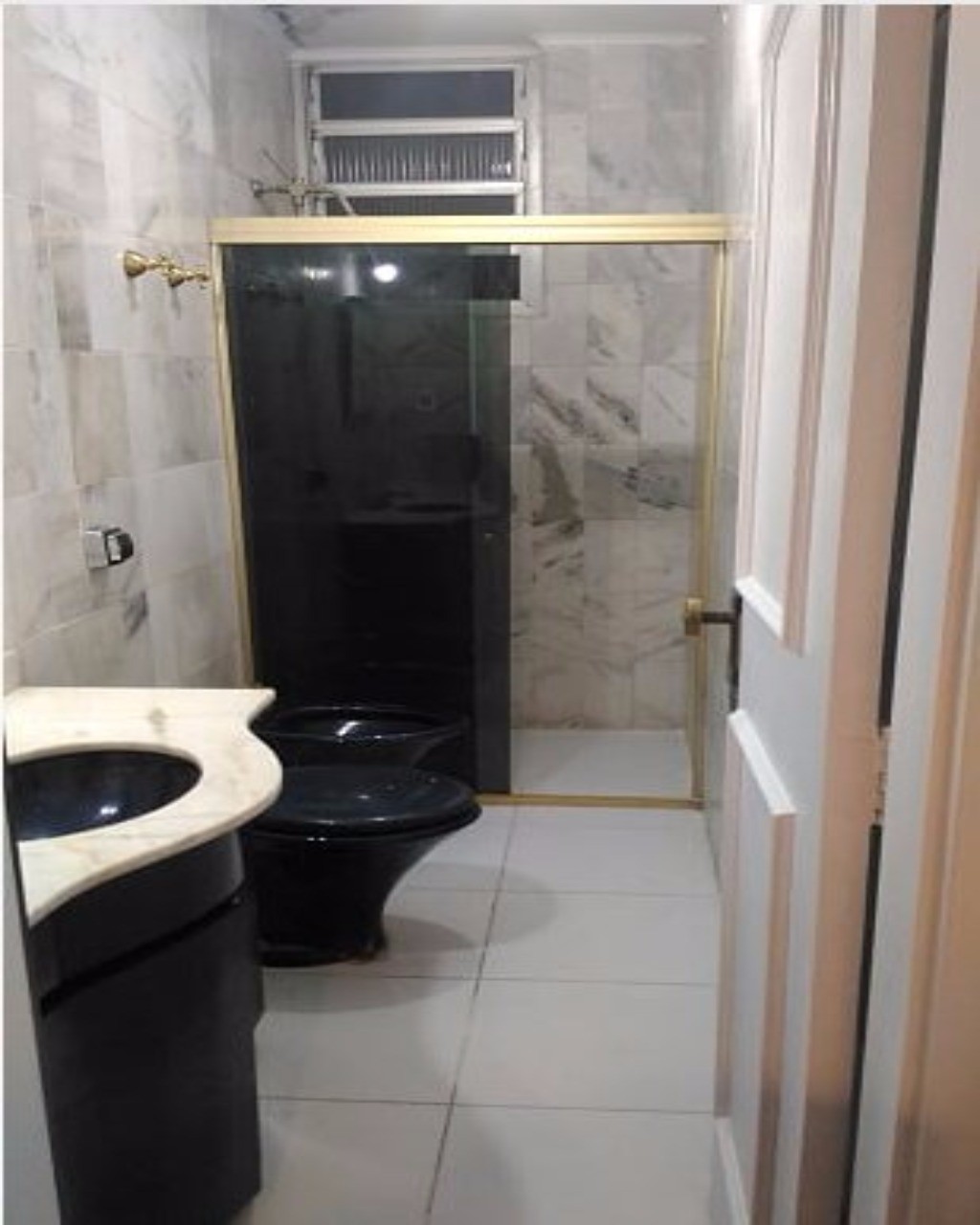 Apartamento para alugar com 3 quartos, 180m² - Foto 14