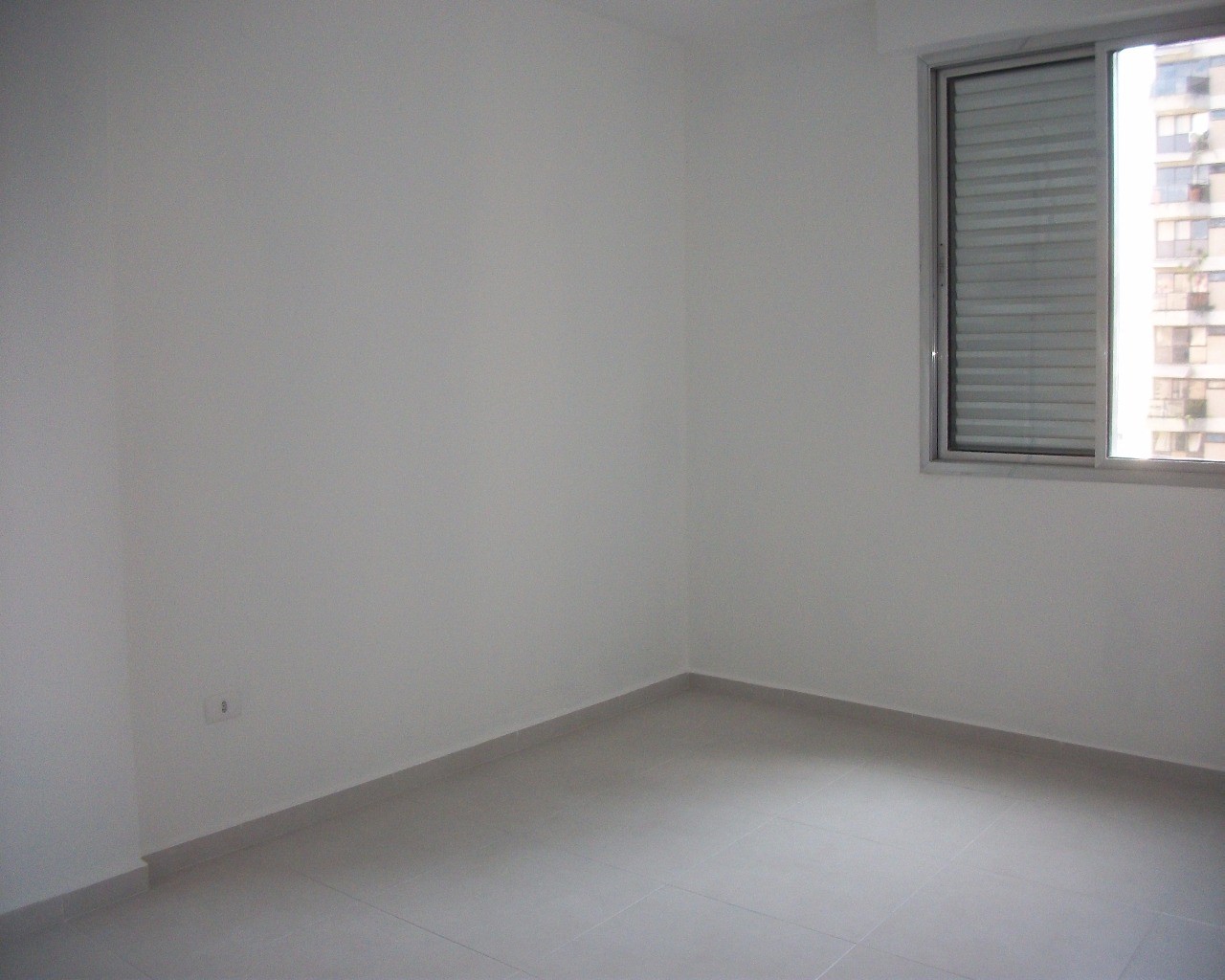 Apartamento para alugar com 2 quartos, 85m² - Foto 4