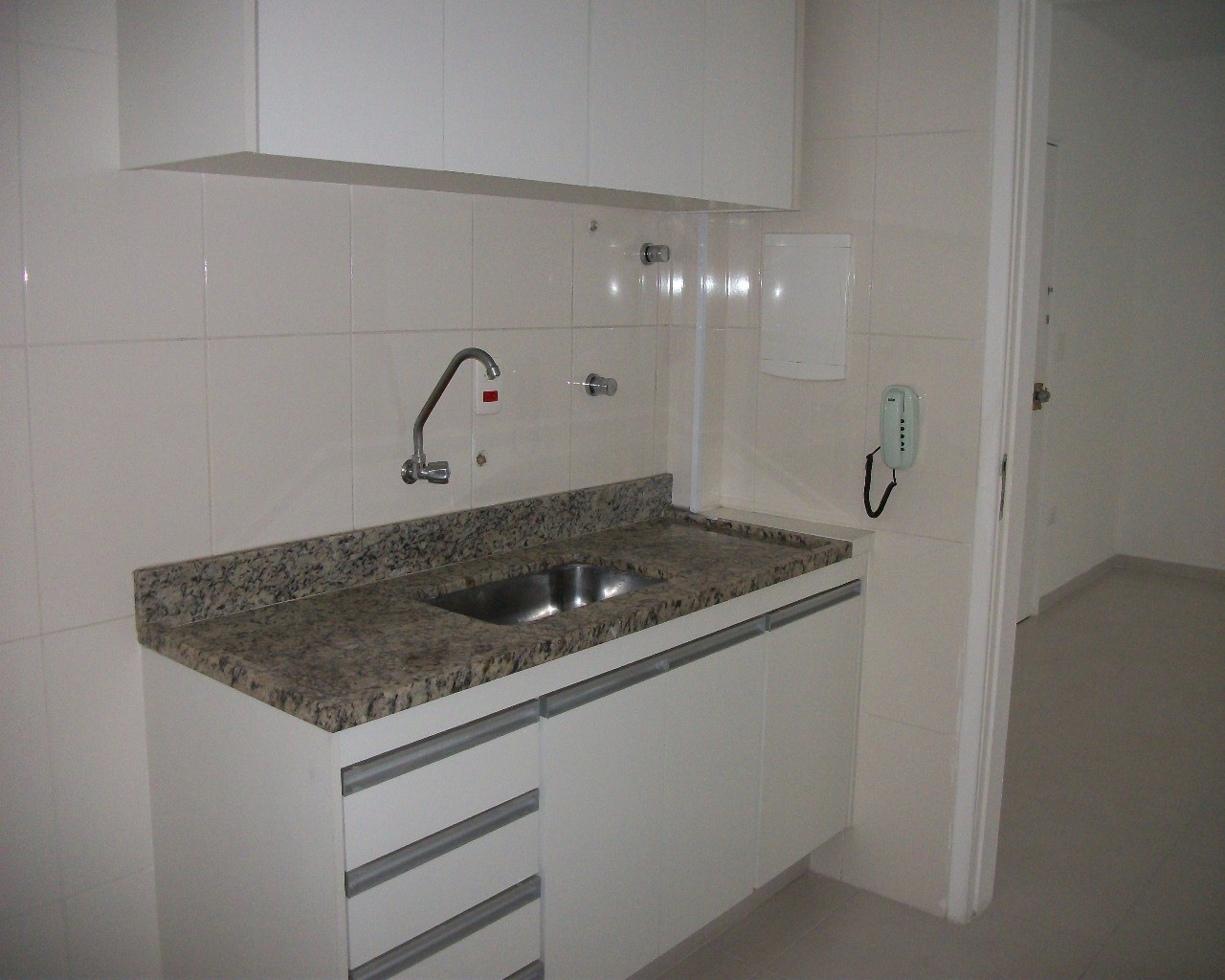 Apartamento para alugar com 2 quartos, 85m² - Foto 15