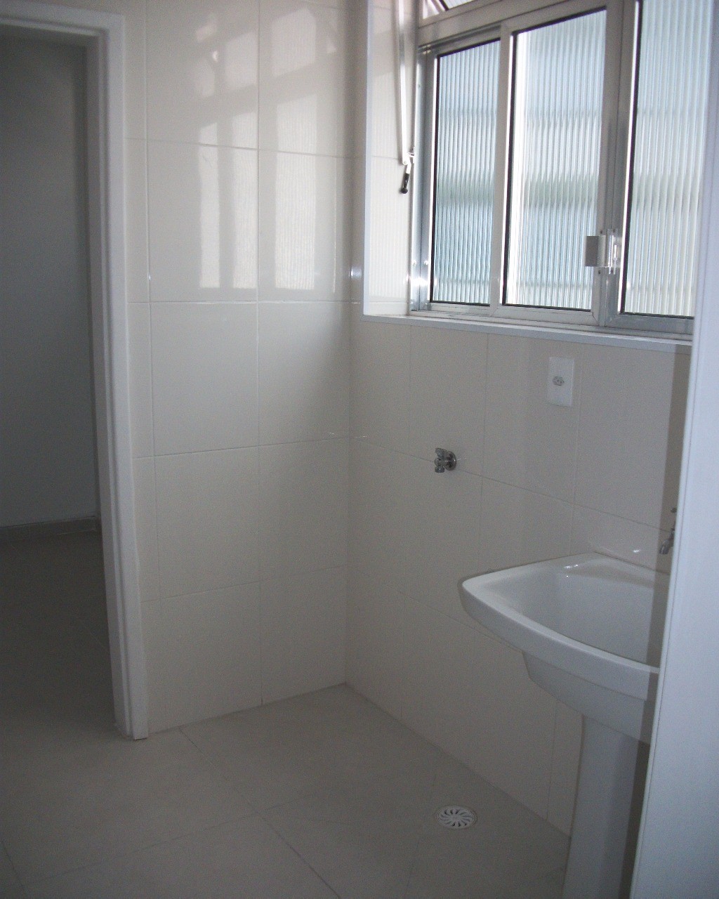 Apartamento para alugar com 2 quartos, 85m² - Foto 16