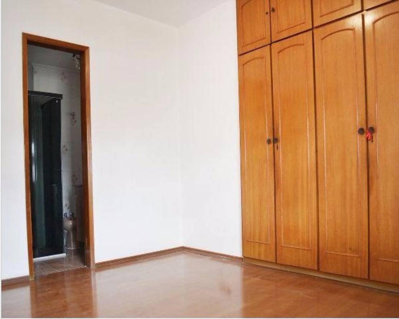 Apartamento para alugar com 4 quartos, 190m² - Foto 11