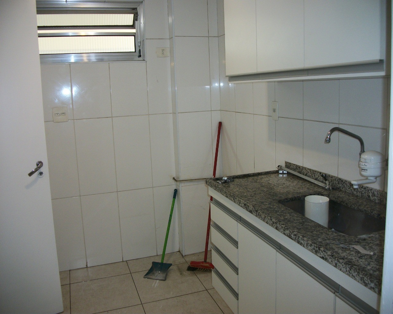 Apartamento para alugar com 2 quartos, 79m² - Foto 6