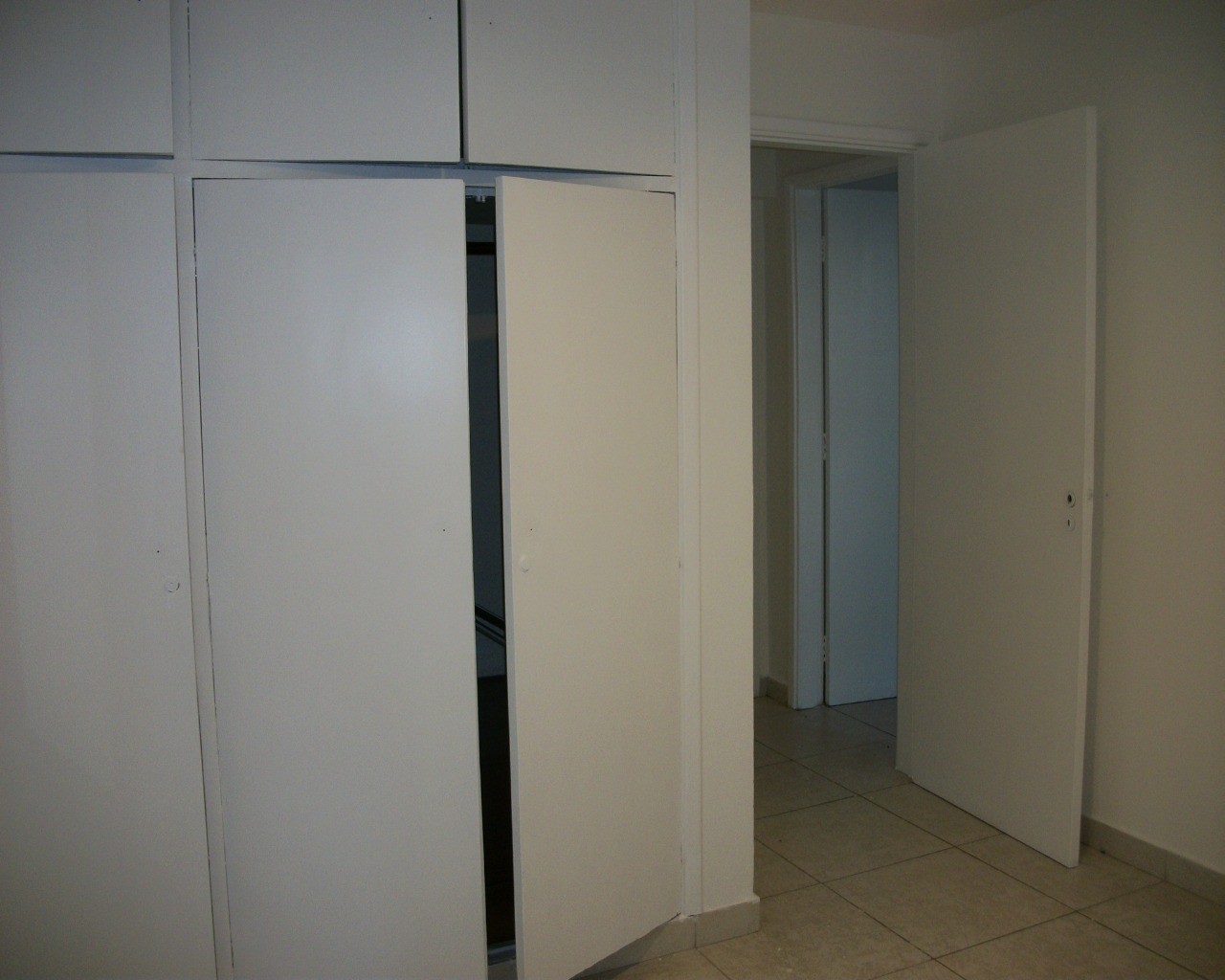 Apartamento para alugar com 2 quartos, 79m² - Foto 9