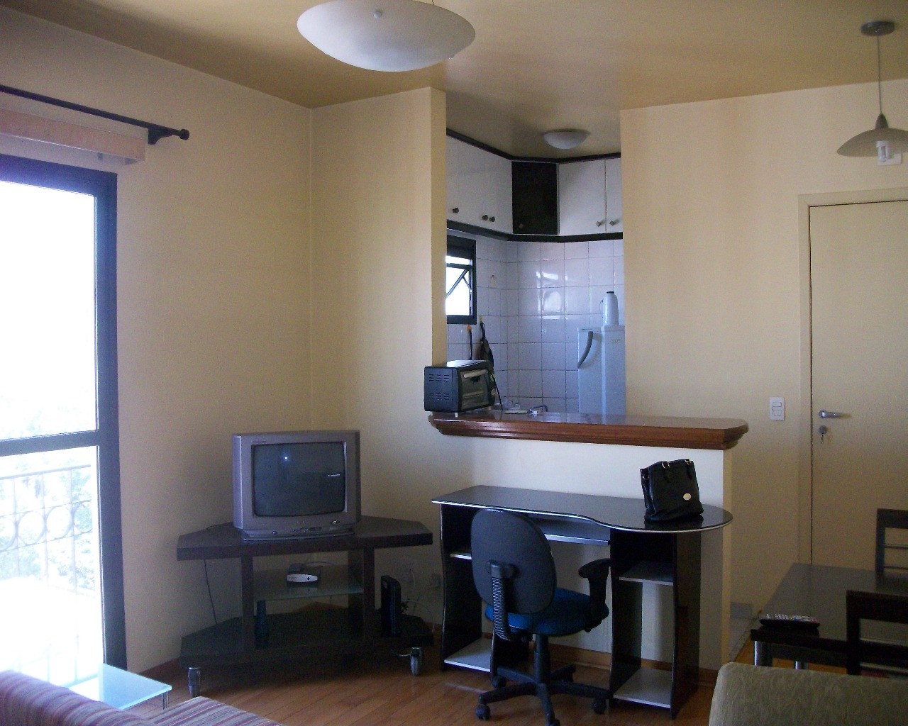 Apartamento para alugar com 1 quarto, 45m² - Foto 7