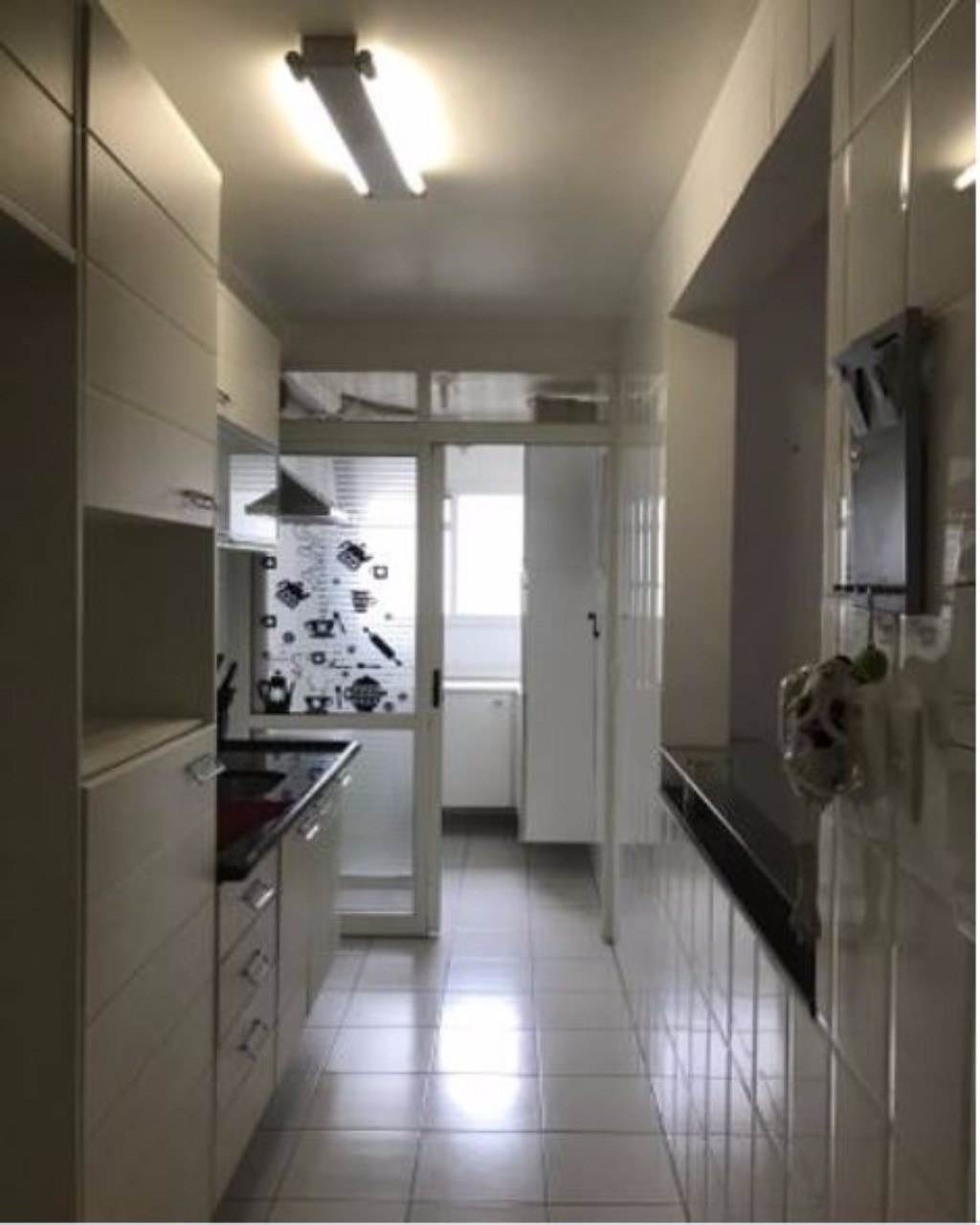 Apartamento para alugar com 2 quartos, 73m² - Foto 1