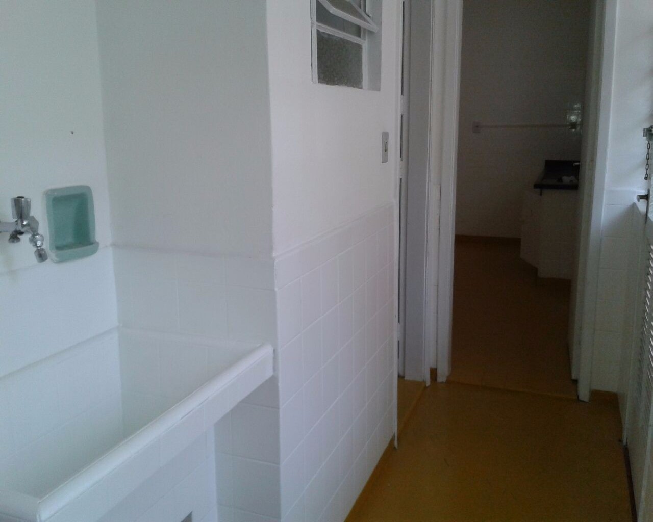 Apartamento para alugar com 2 quartos, 110m² - Foto 3