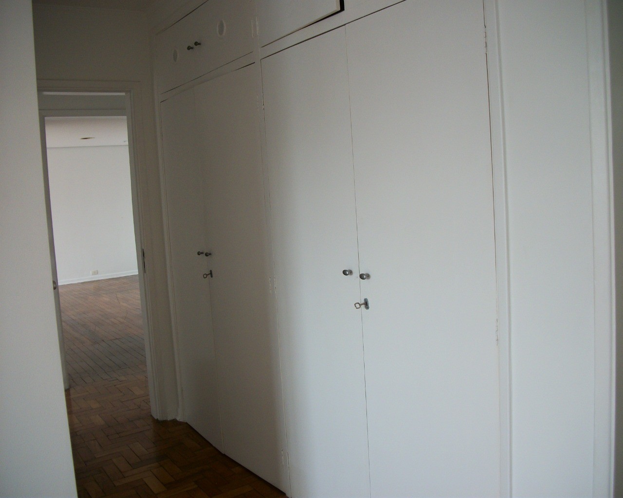 Apartamento para alugar com 3 quartos, 130m² - Foto 26