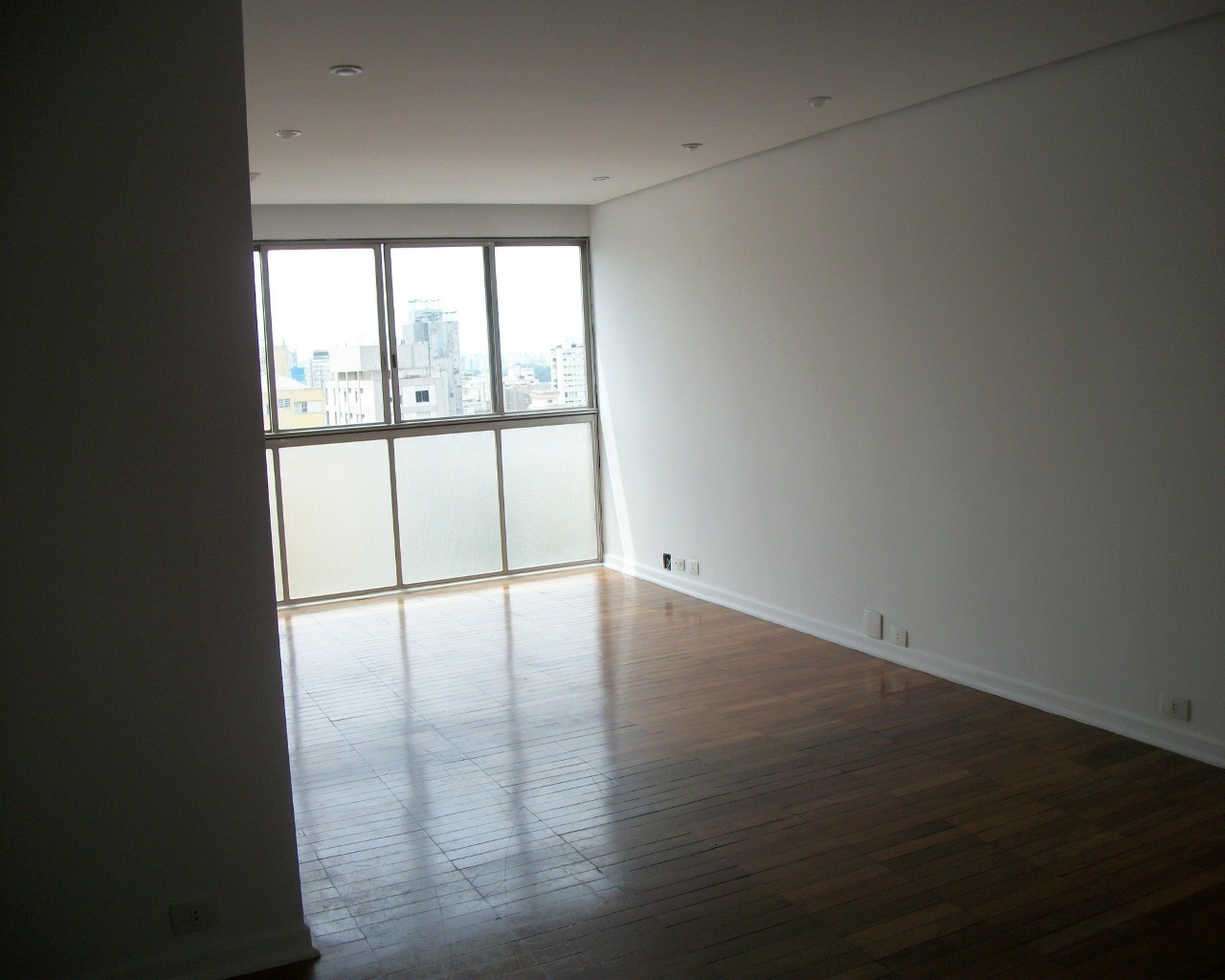 Apartamento para alugar com 3 quartos, 130m² - Foto 32