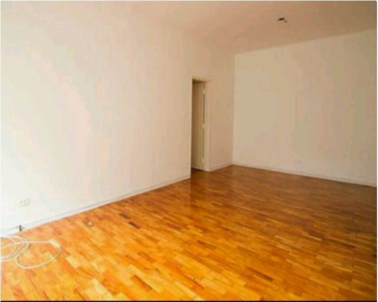 Apartamento para alugar com 2 quartos, 110m² - Foto 2