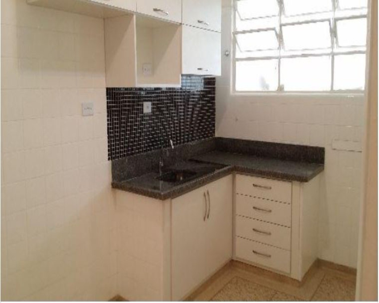 Apartamento para alugar com 2 quartos, 110m² - Foto 6