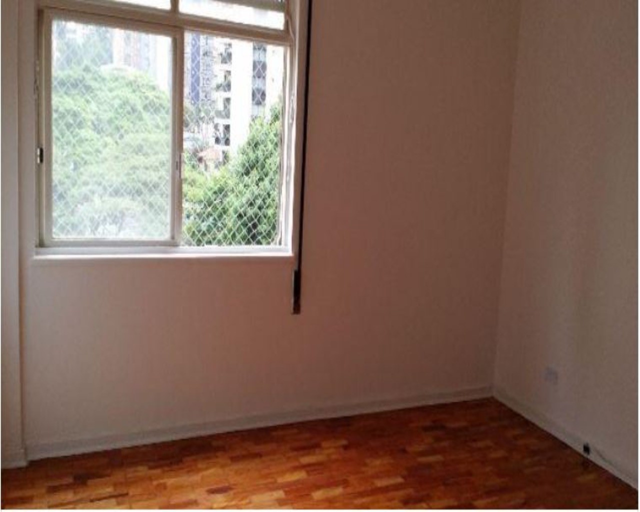 Apartamento para alugar com 2 quartos, 110m² - Foto 8