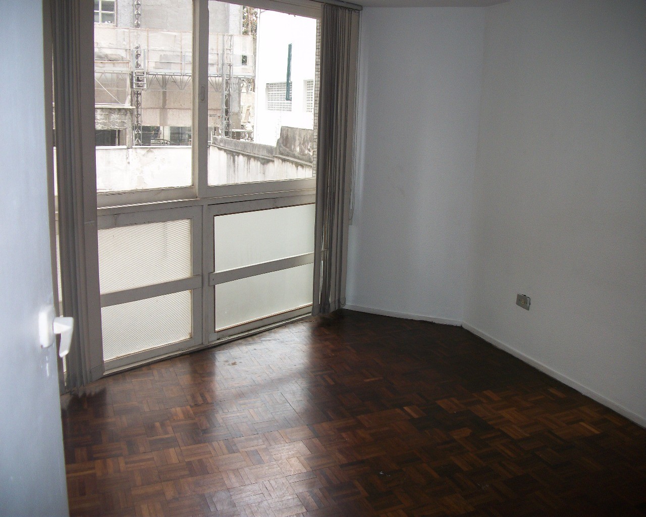 Apartamento à venda com 2 quartos, 60m² - Foto 1