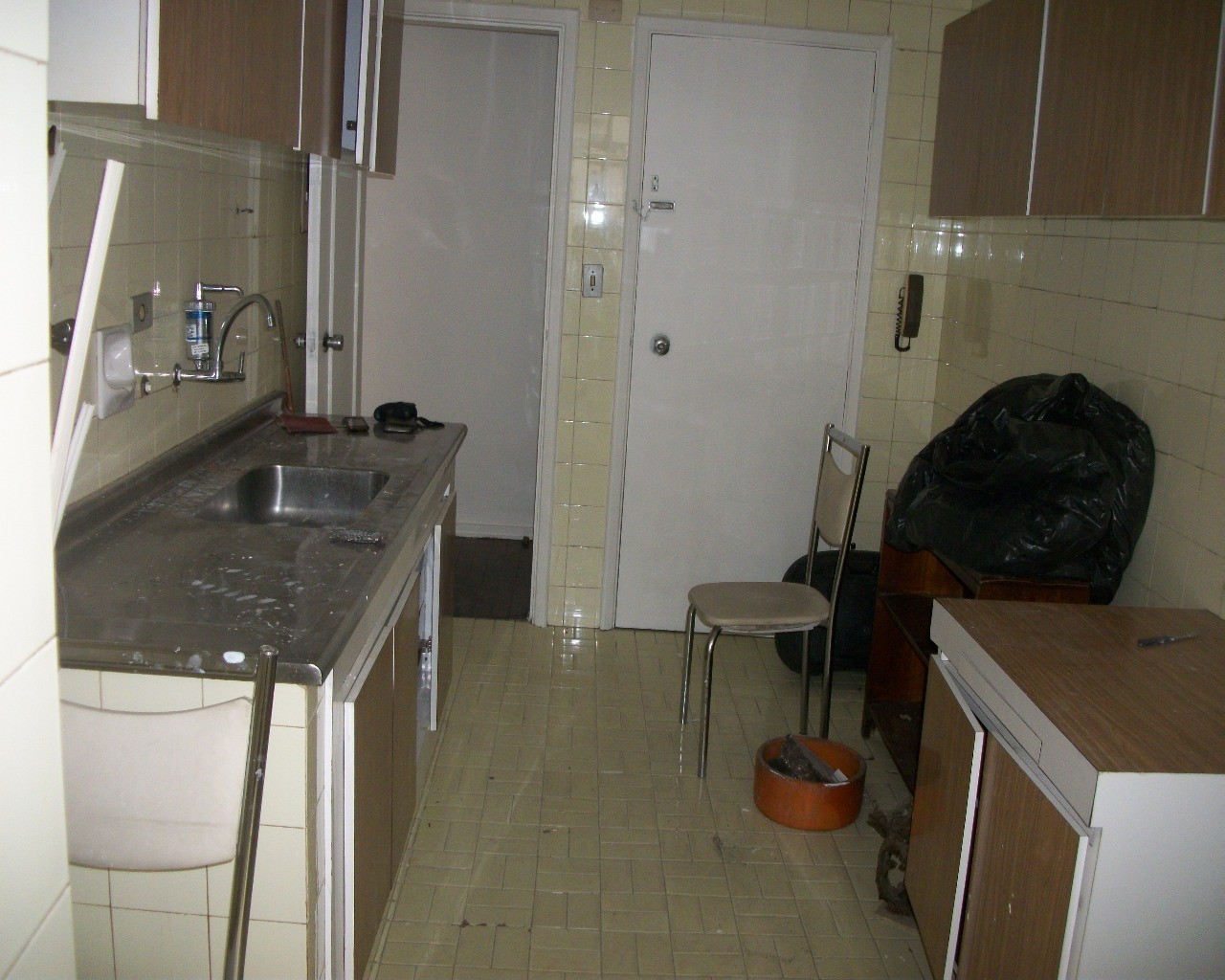 Apartamento para alugar com 2 quartos, 107m² - Foto 6