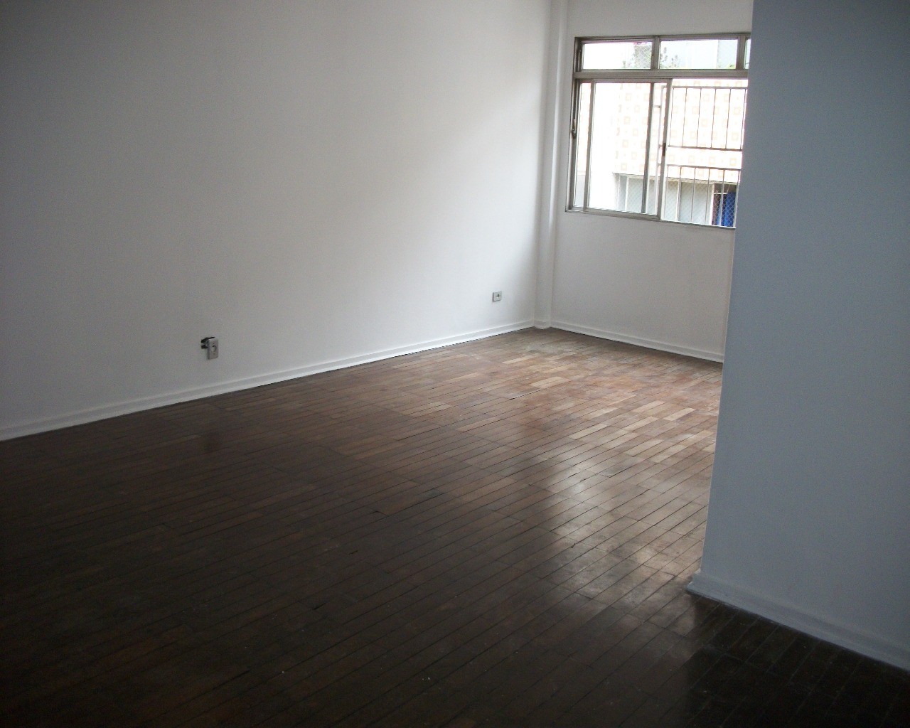 Apartamento para alugar com 2 quartos, 107m² - Foto 17