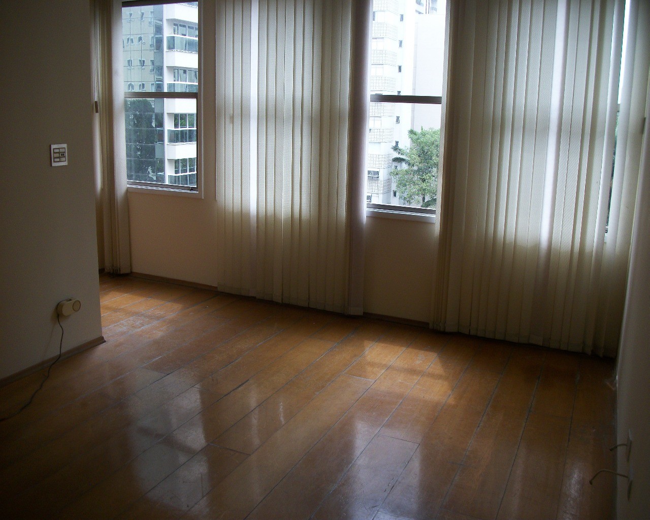 Apartamento para alugar com 3 quartos, 110m² - Foto 1