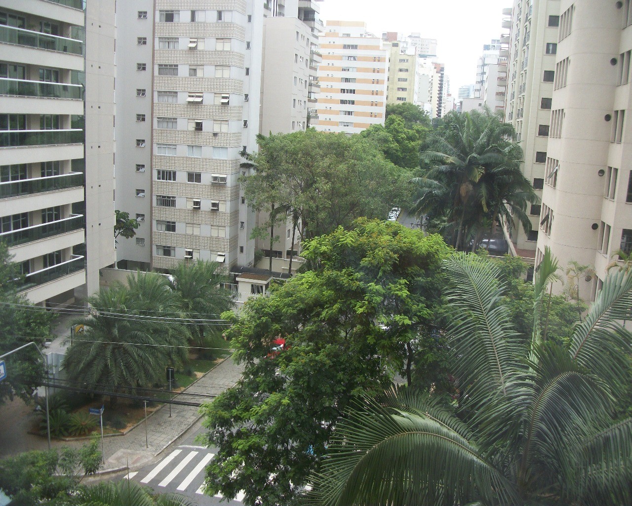 Apartamento para alugar com 3 quartos, 110m² - Foto 11