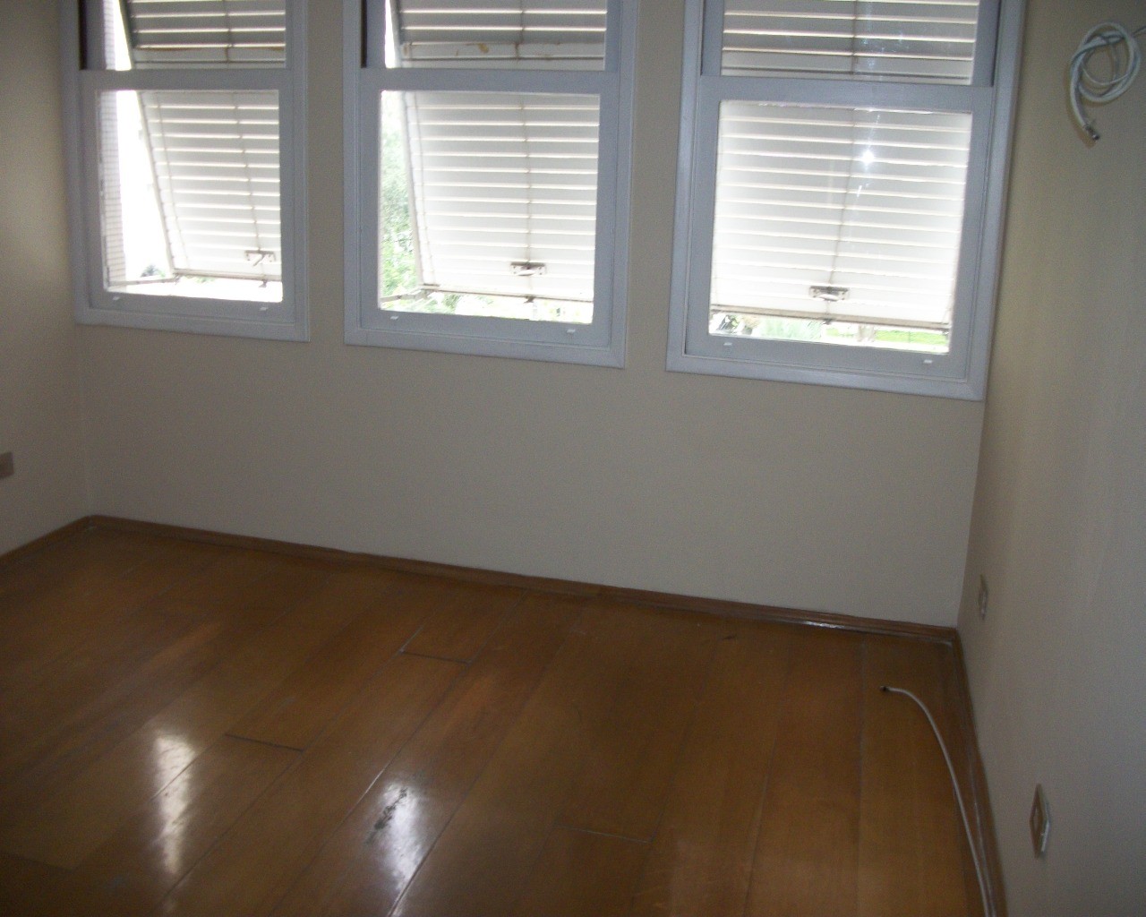 Apartamento para alugar com 3 quartos, 110m² - Foto 17