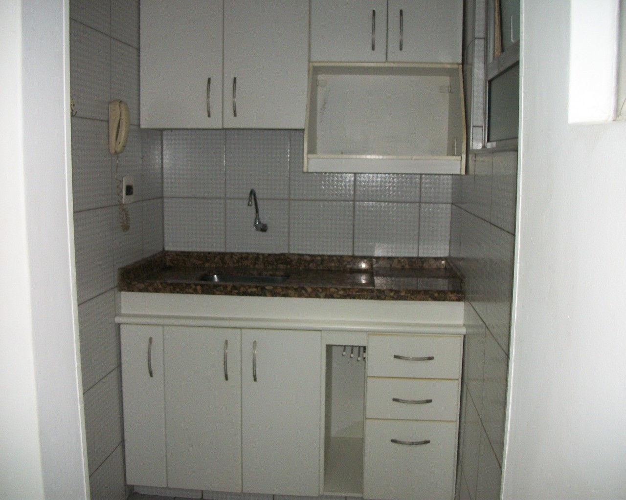 Apartamento para alugar com 2 quartos, 70m² - Foto 6