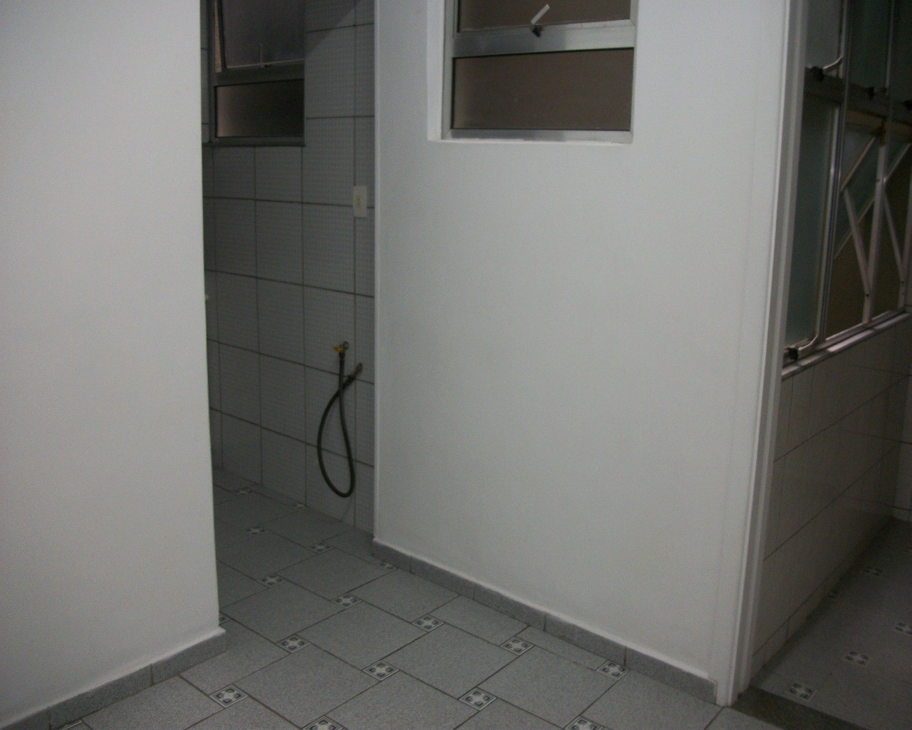 Apartamento para alugar com 2 quartos, 70m² - Foto 9