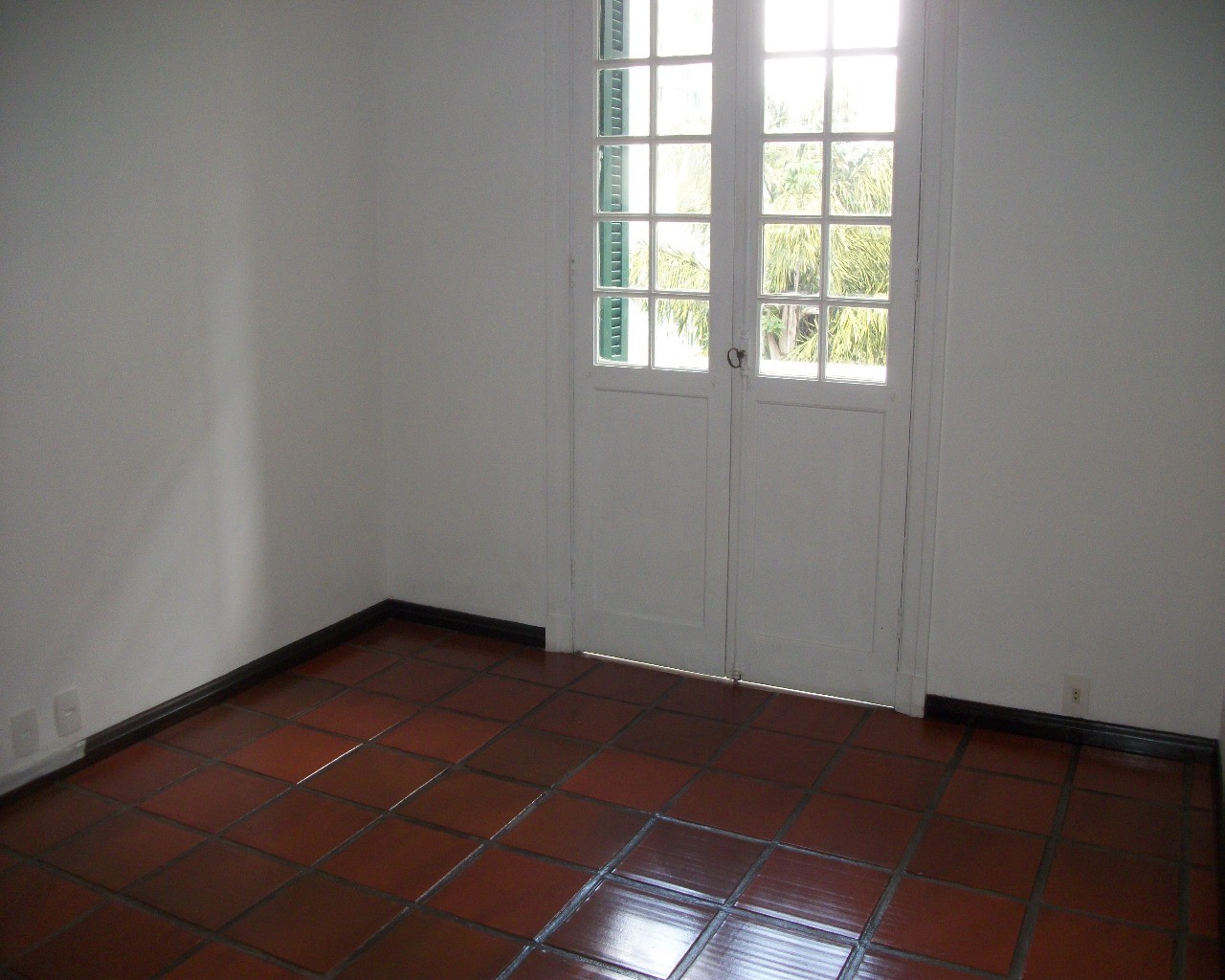 Apartamento para alugar com 2 quartos, 70m² - Foto 3