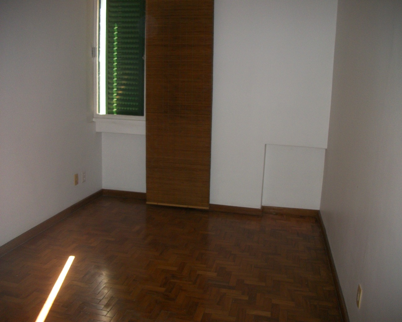 Apartamento para alugar com 2 quartos, 90m² - Foto 18