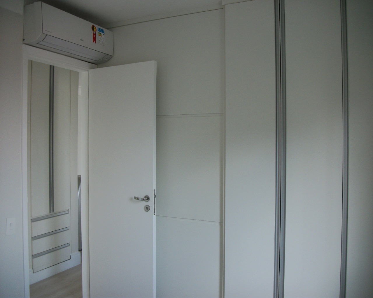 Apartamento para alugar com 2 quartos, 55m² - Foto 10