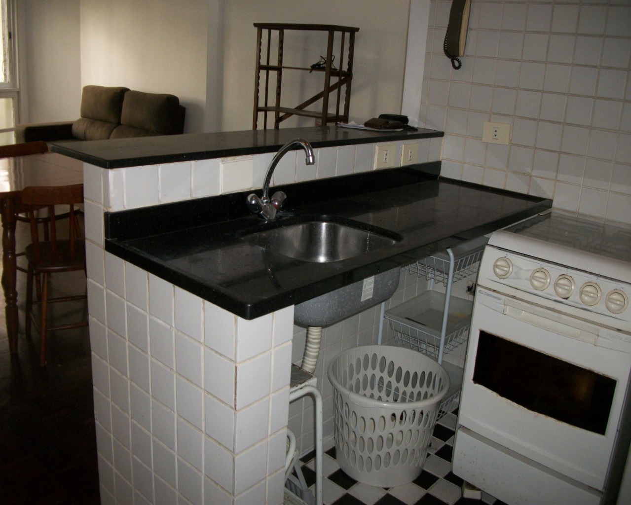 Apartamento para alugar com 1 quarto, 50m² - Foto 6