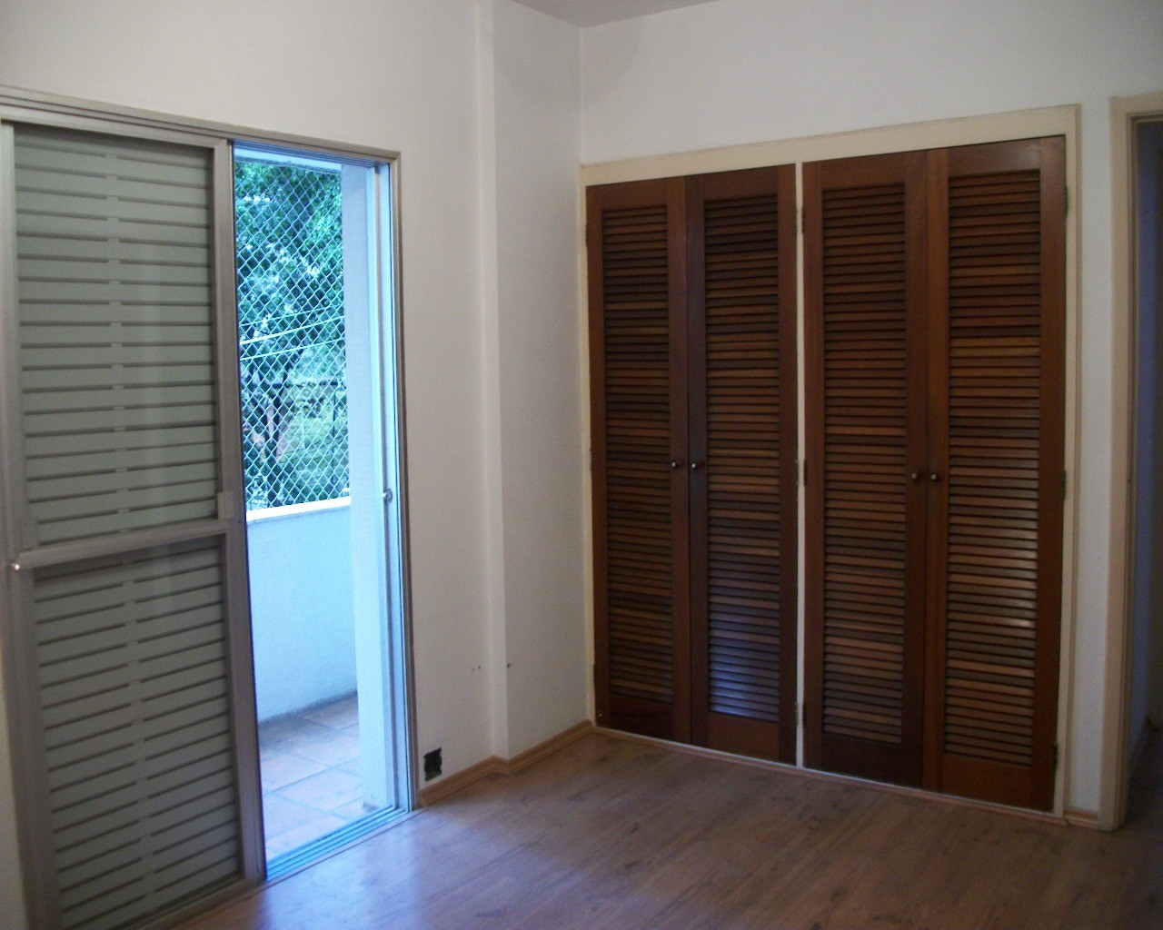 Apartamento para alugar com 3 quartos, 138m² - Foto 27