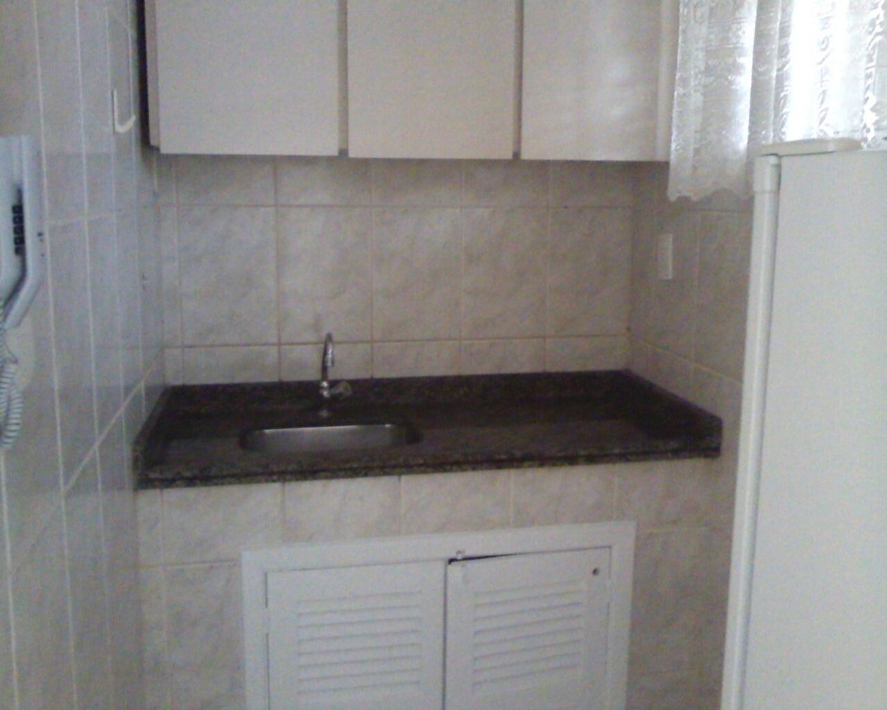 Apartamento para alugar com 1 quarto, 45m² - Foto 2