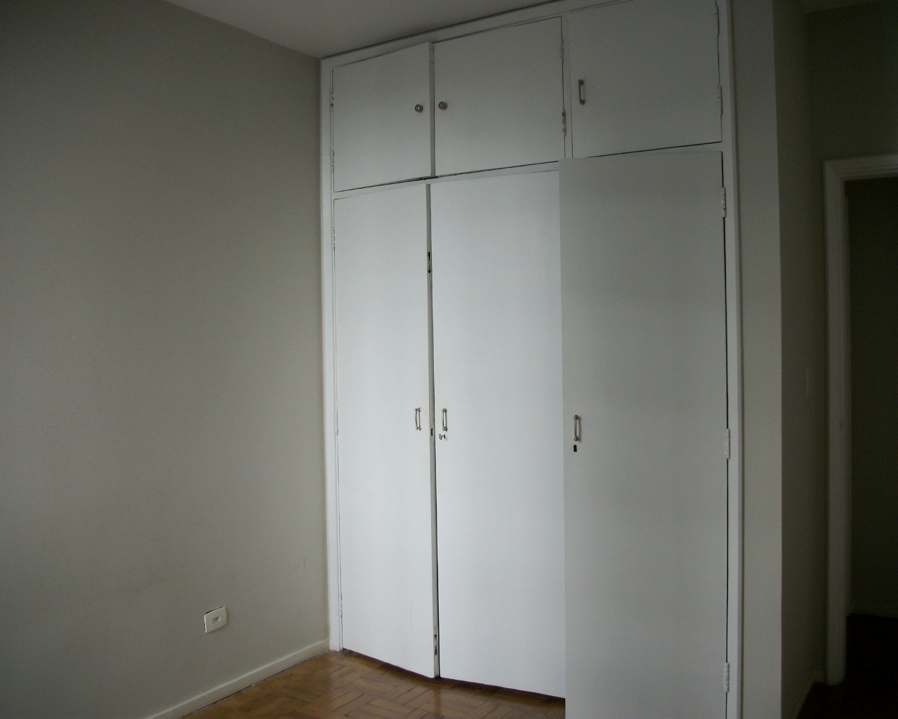 Apartamento para alugar com 2 quartos, 97m² - Foto 7