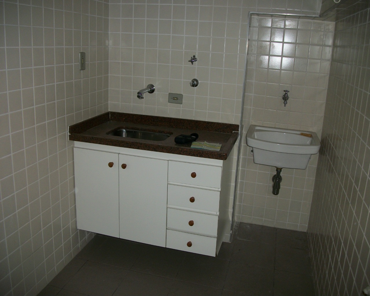 Apartamento à venda com 1 quarto, 50m² - Foto 1