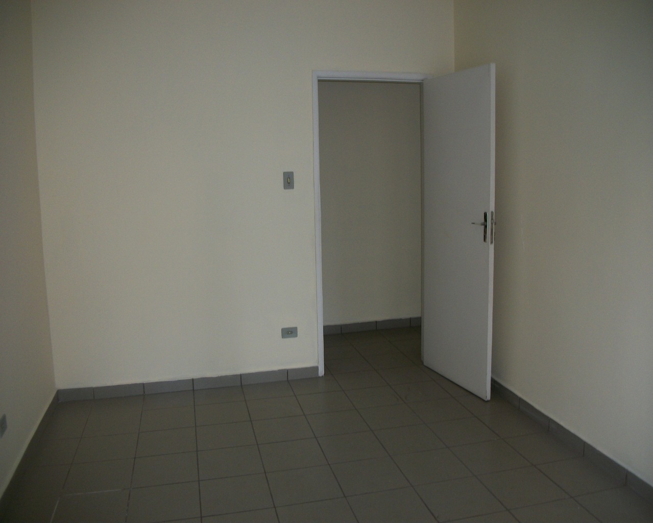 Apartamento à venda com 1 quarto, 50m² - Foto 9