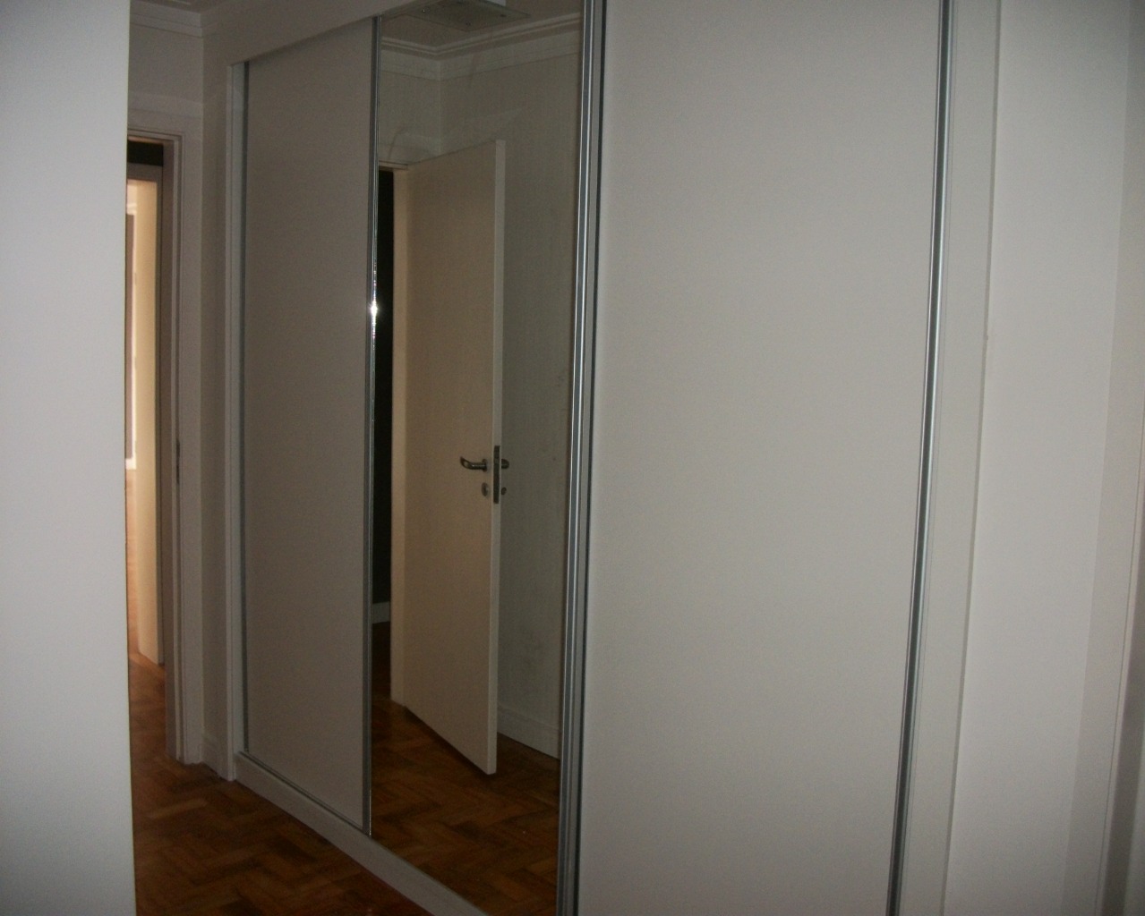 Apartamento para alugar com 2 quartos, 130m² - Foto 16