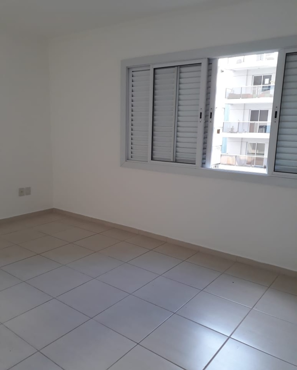 Apartamento para alugar com 2 quartos, 80m² - Foto 15