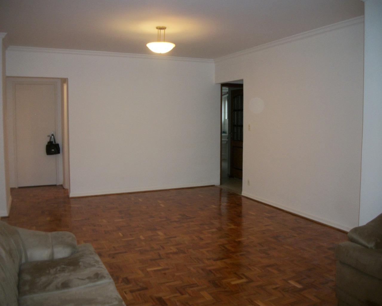 Apartamento para alugar com 2 quartos, 110m² - Foto 4