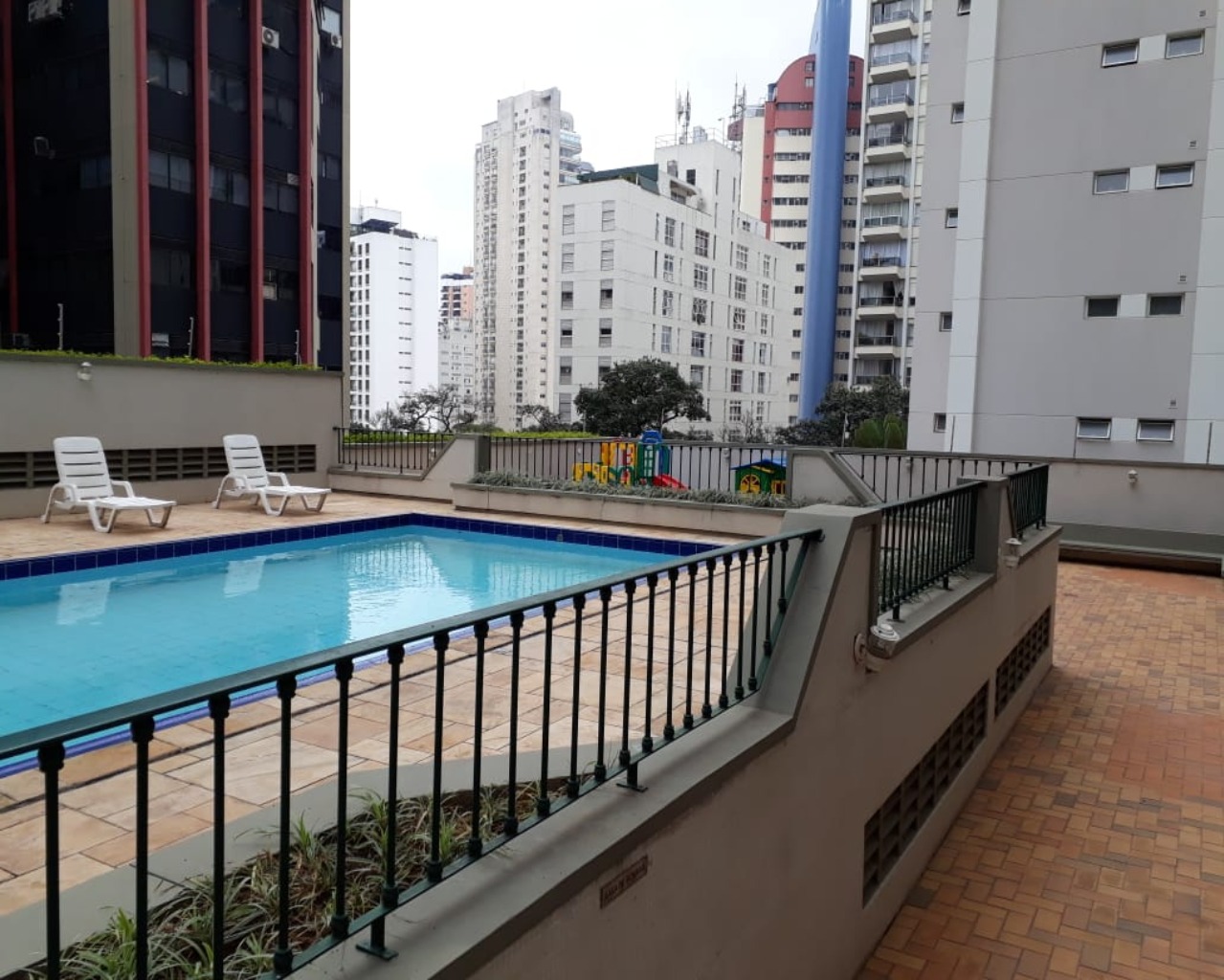 Apartamento para alugar com 3 quartos, 90m² - Foto 25