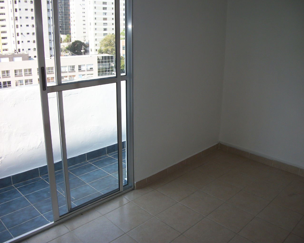 Apartamento para alugar com 1 quarto, 60m² - Foto 7