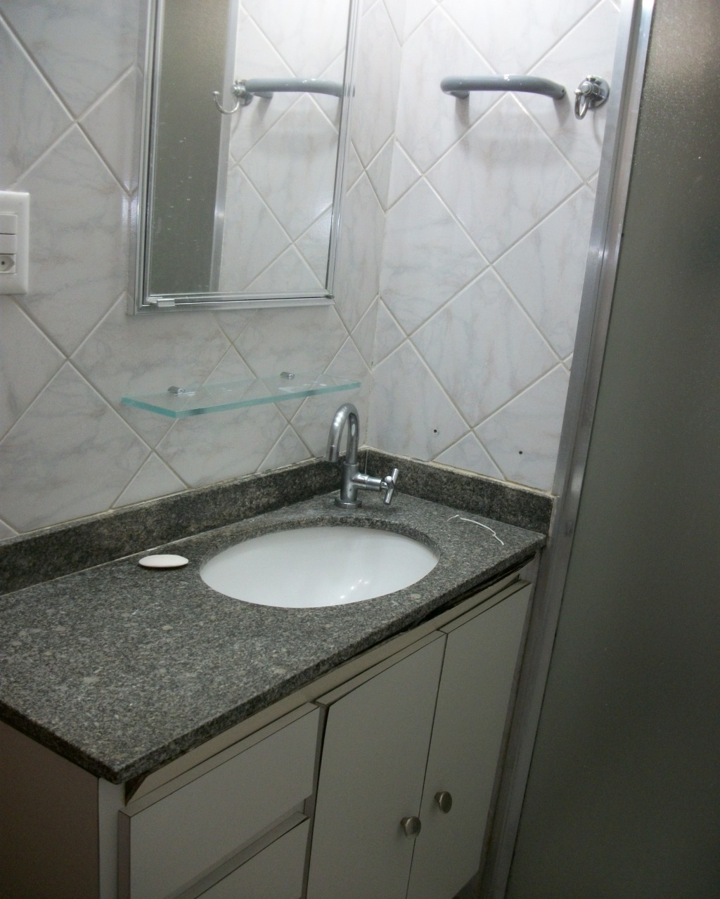 Apartamento para alugar com 1 quarto, 50m² - Foto 12