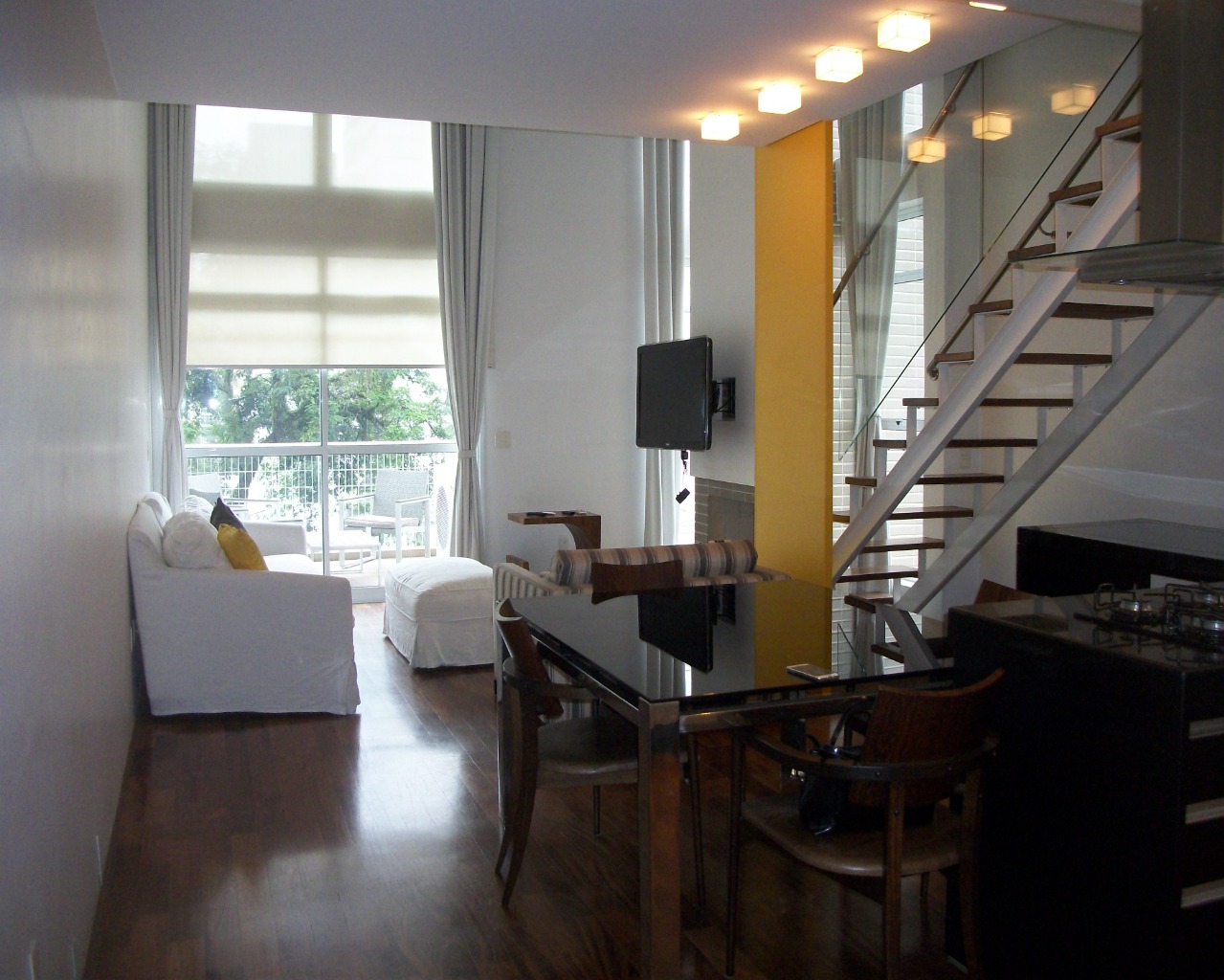 Apartamento para alugar com 1 quarto, 86m² - Foto 1