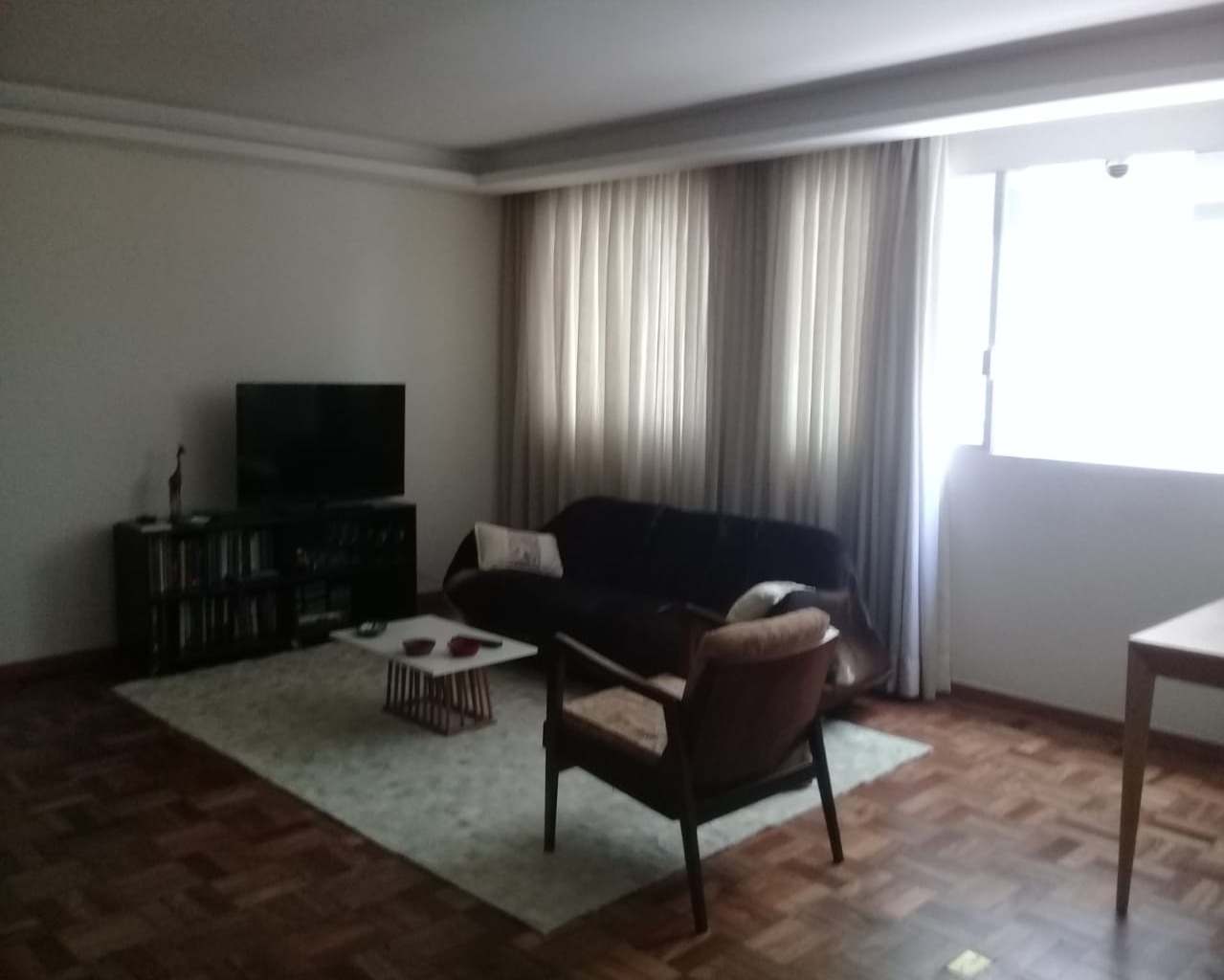 Apartamento para alugar com 1 quarto, 70m² - Foto 4