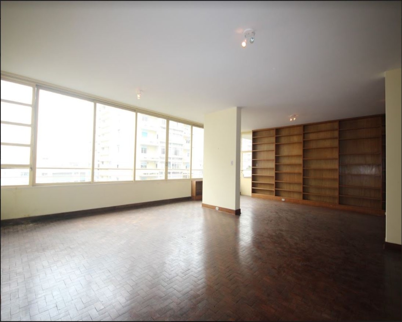 Apartamento à venda com 4 quartos, 370m² - Foto 7