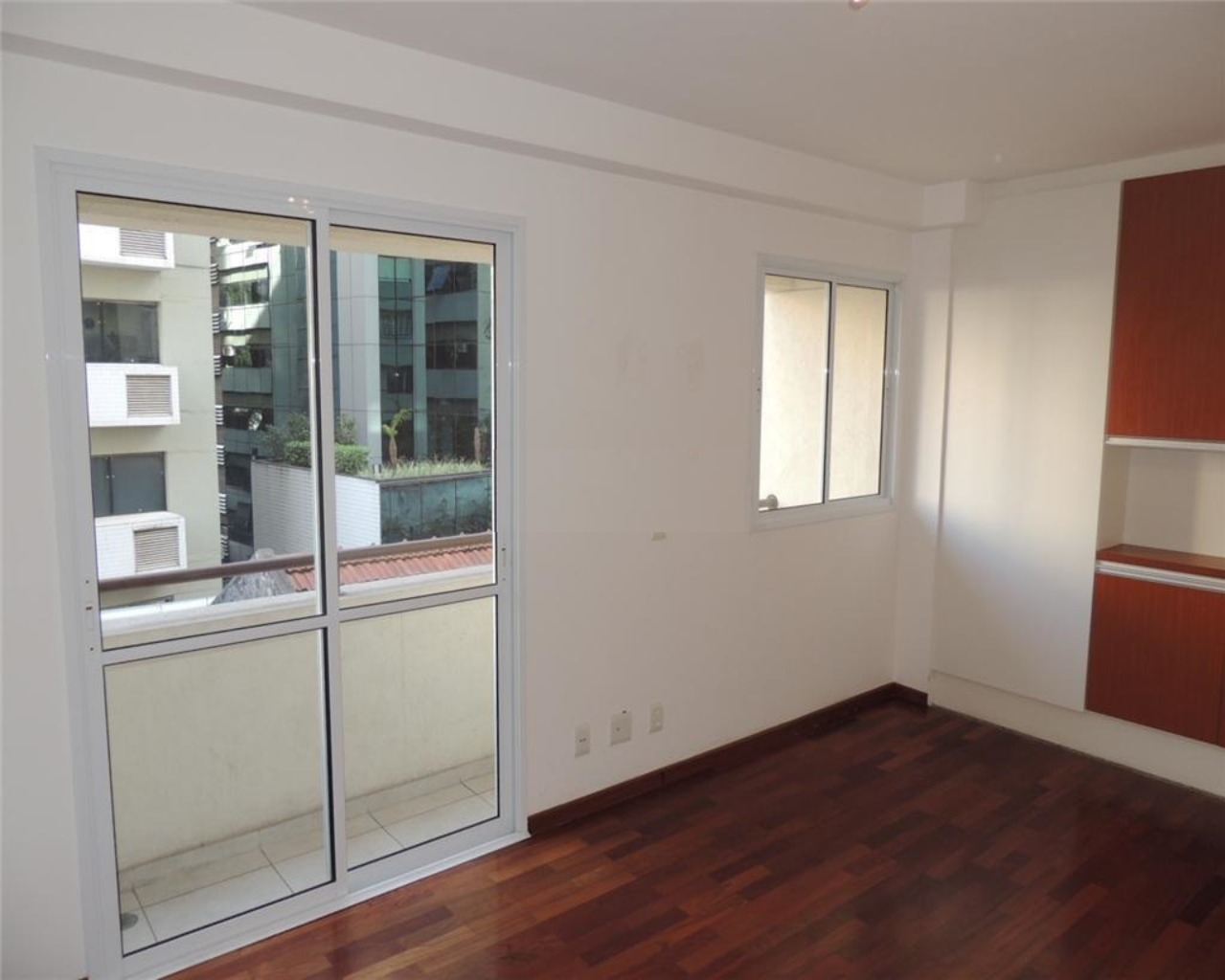 Apartamento para alugar com 2 quartos, 58m² - Foto 1